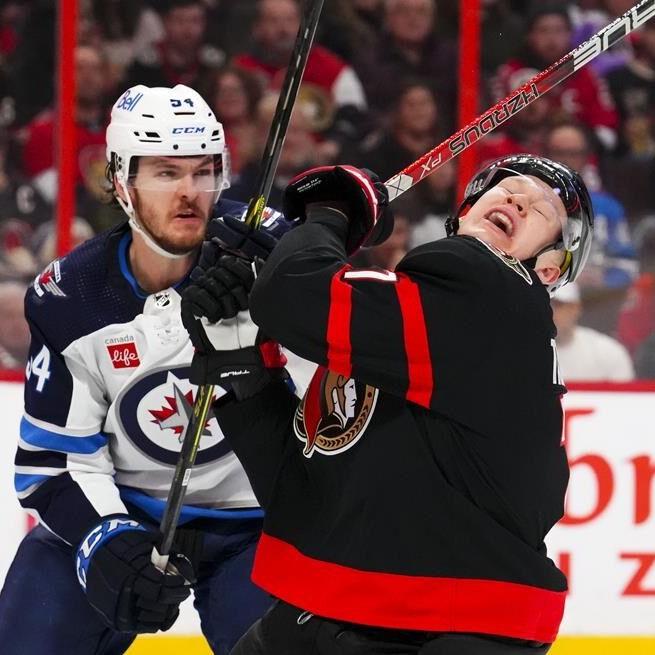 Scheifele lifts Jets to 5-1 win over Senators